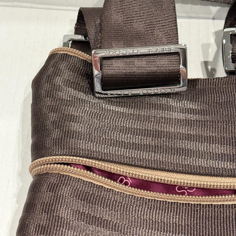 Maggie Bags Brown Crossbody Bag Made of Seatbelt - Picture 3 of 16